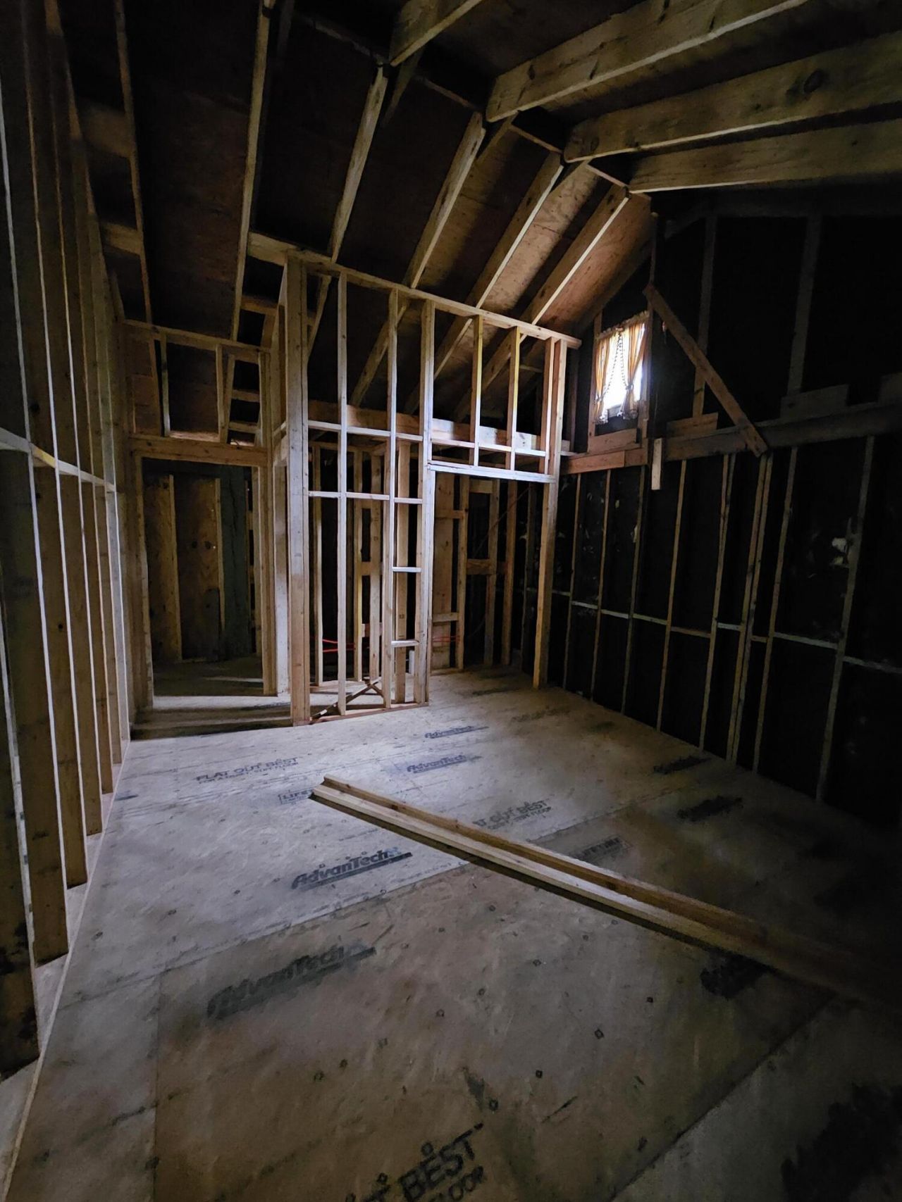 218 Yates Avenue Photo 31