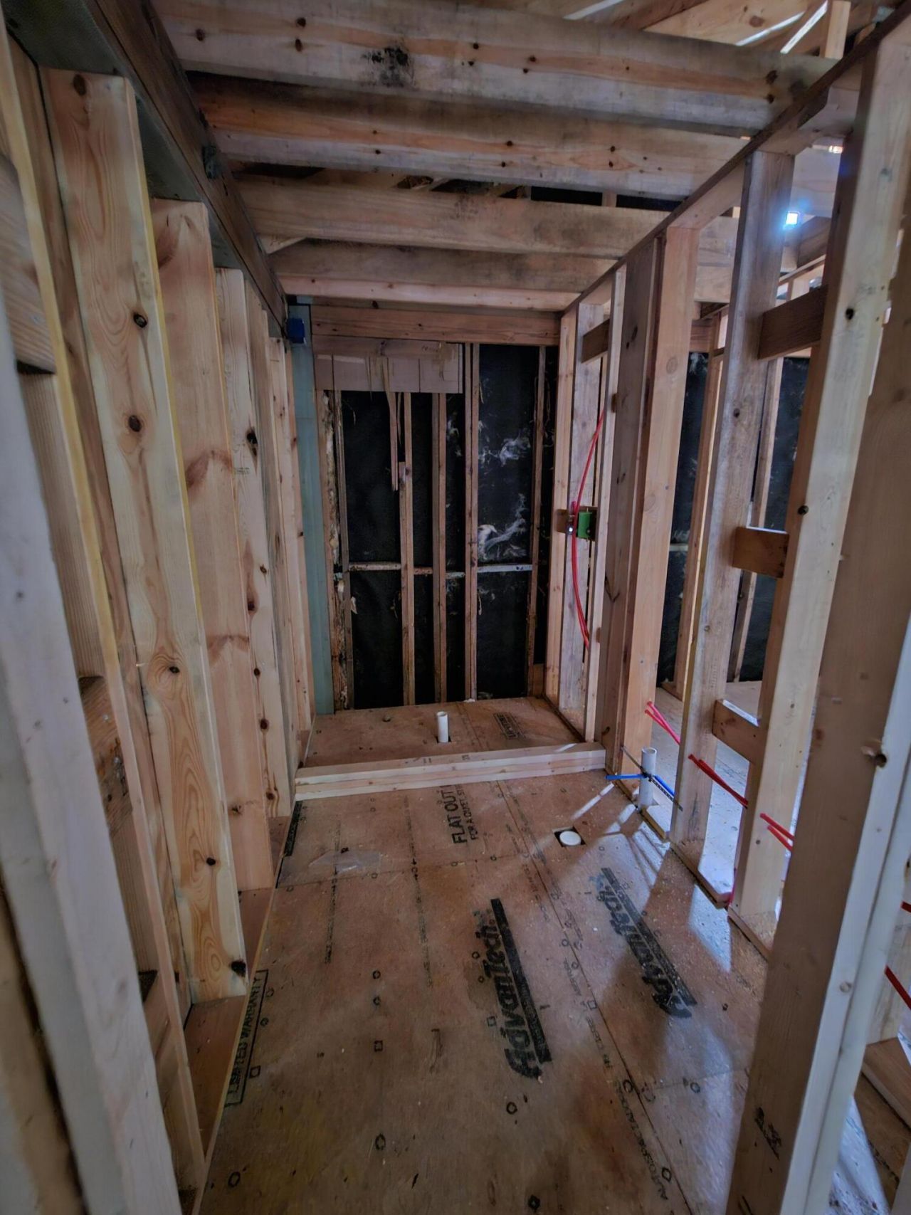 218 Yates Avenue Photo 32