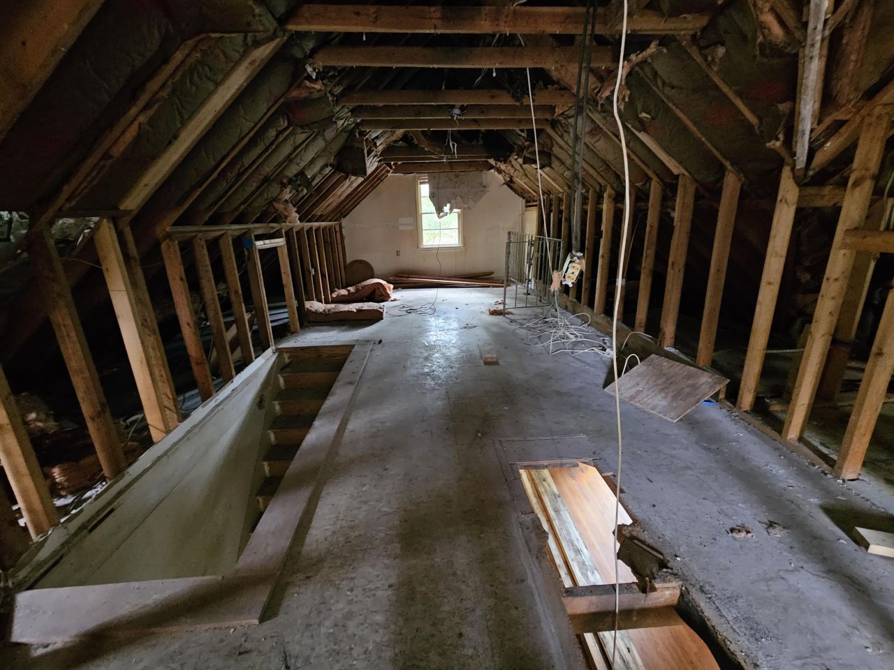 218 Yates Avenue Photo 33