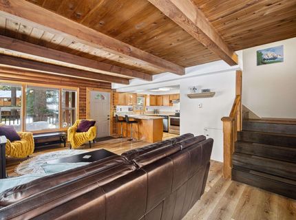 312 Snowflake Avenue, Tahoe Vista, CA 96148 Photo