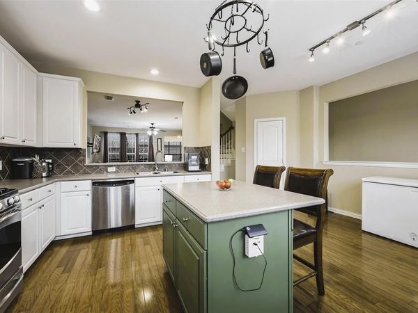 2544 Jacobson Drive, Lewisville, TX 75067