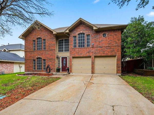 5429 Blue Water Lake Drive, Fort Worth, TX 76137