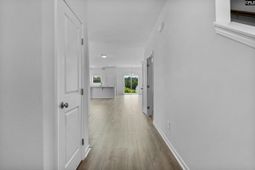 121 Bartlett Drive photo 4