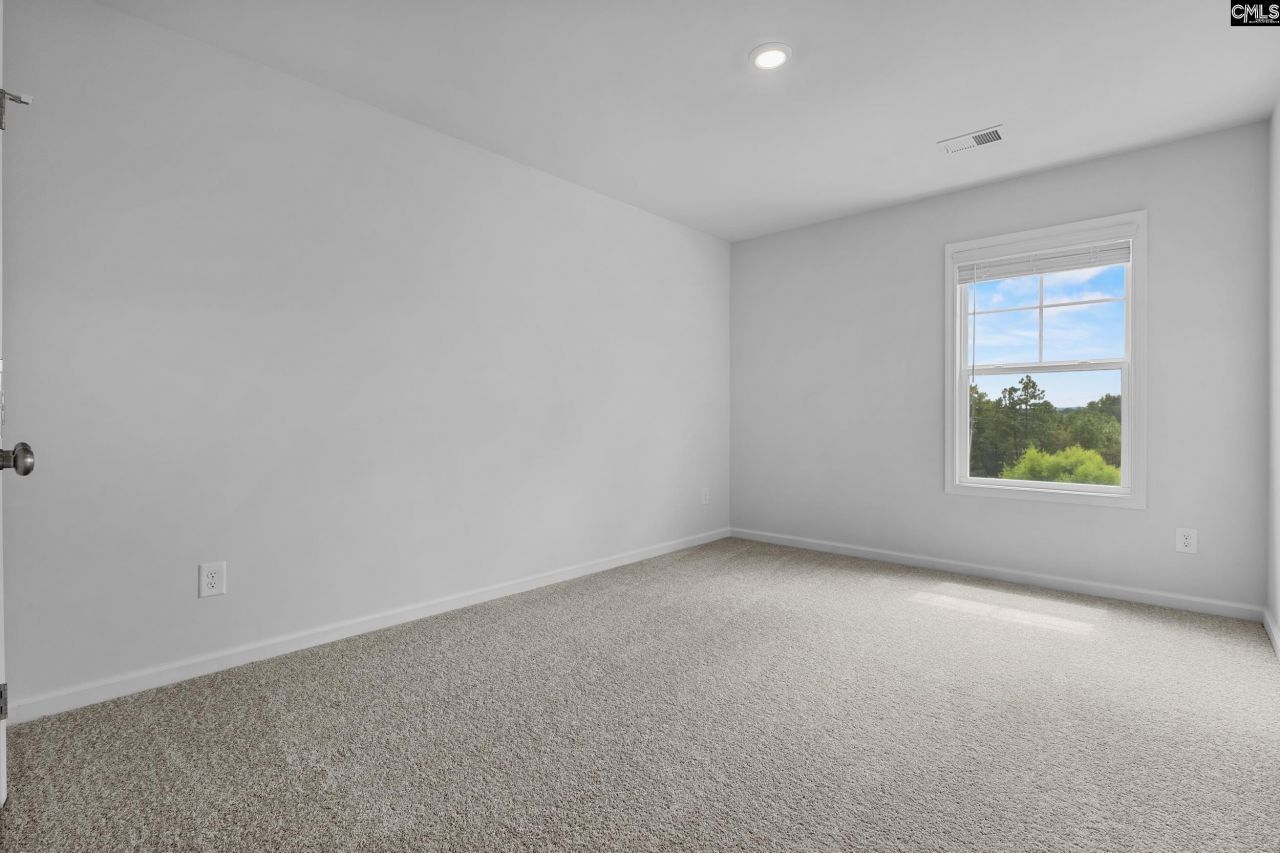 121 Bartlett Drive Photo 20