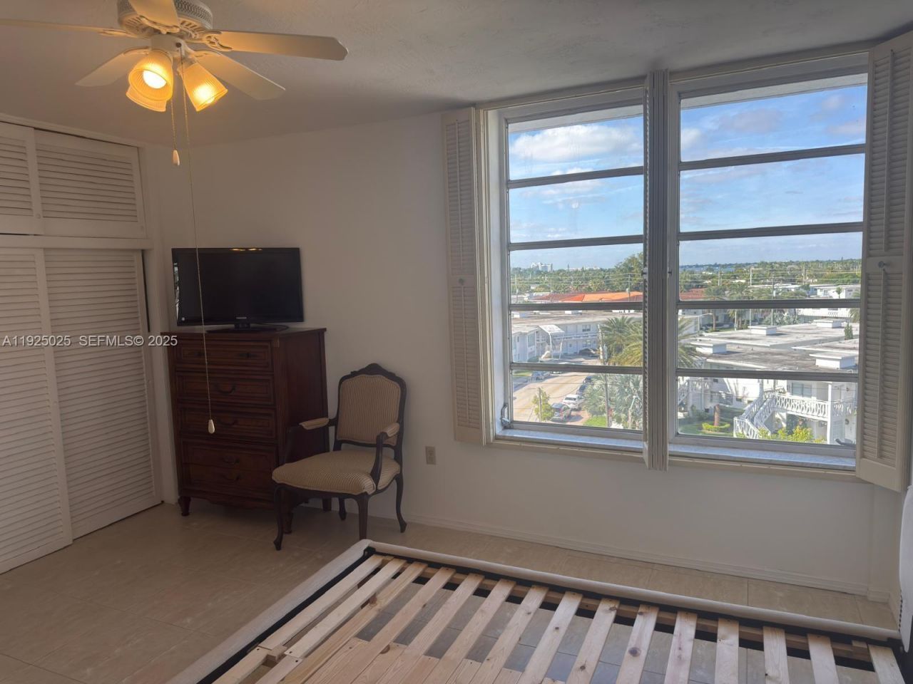 7800 Carlyle Ave., Unit 6C, Miami Beach, FL 33141 Photo