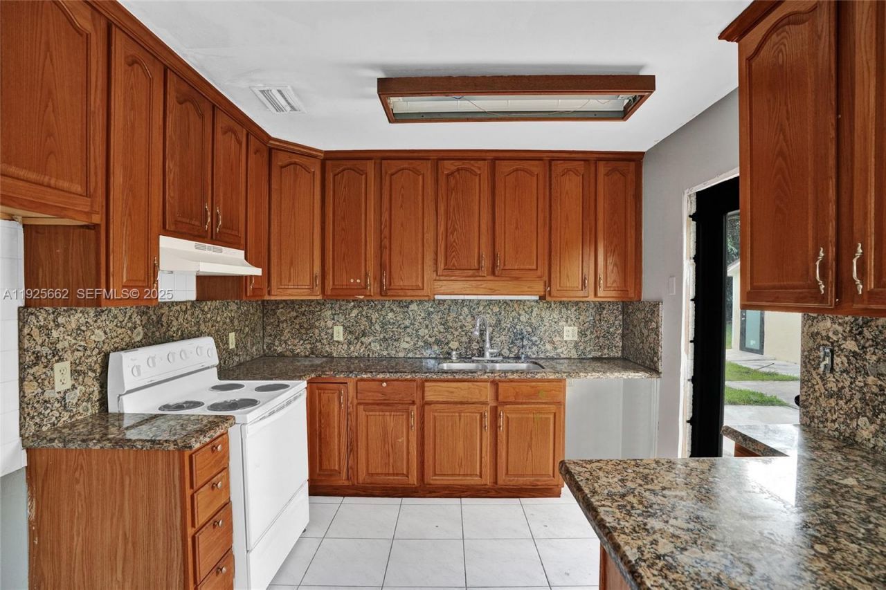 28640 SW 146th Ave, Homestead, FL 33033 Photo