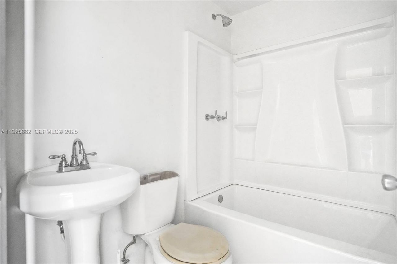 28640 SW 146th Ave, Homestead, FL 33033 Photo