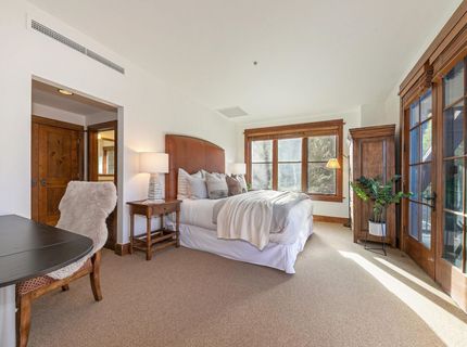 4001 Northstar Drive, Truckee, CA 96161 Photo