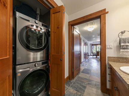 4001 Northstar Drive, Truckee, CA 96161 Photo