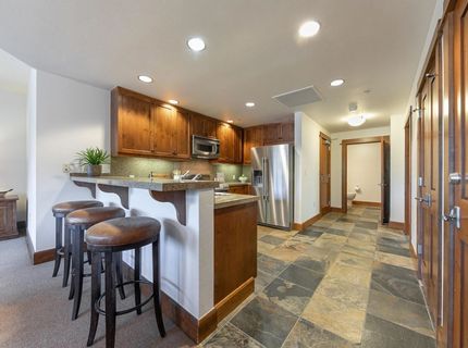 4001 Northstar Drive, Truckee, CA 96161 Photo