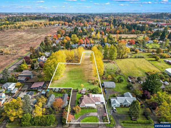 1045 SW 53rd St, Corvallis, OR 97333