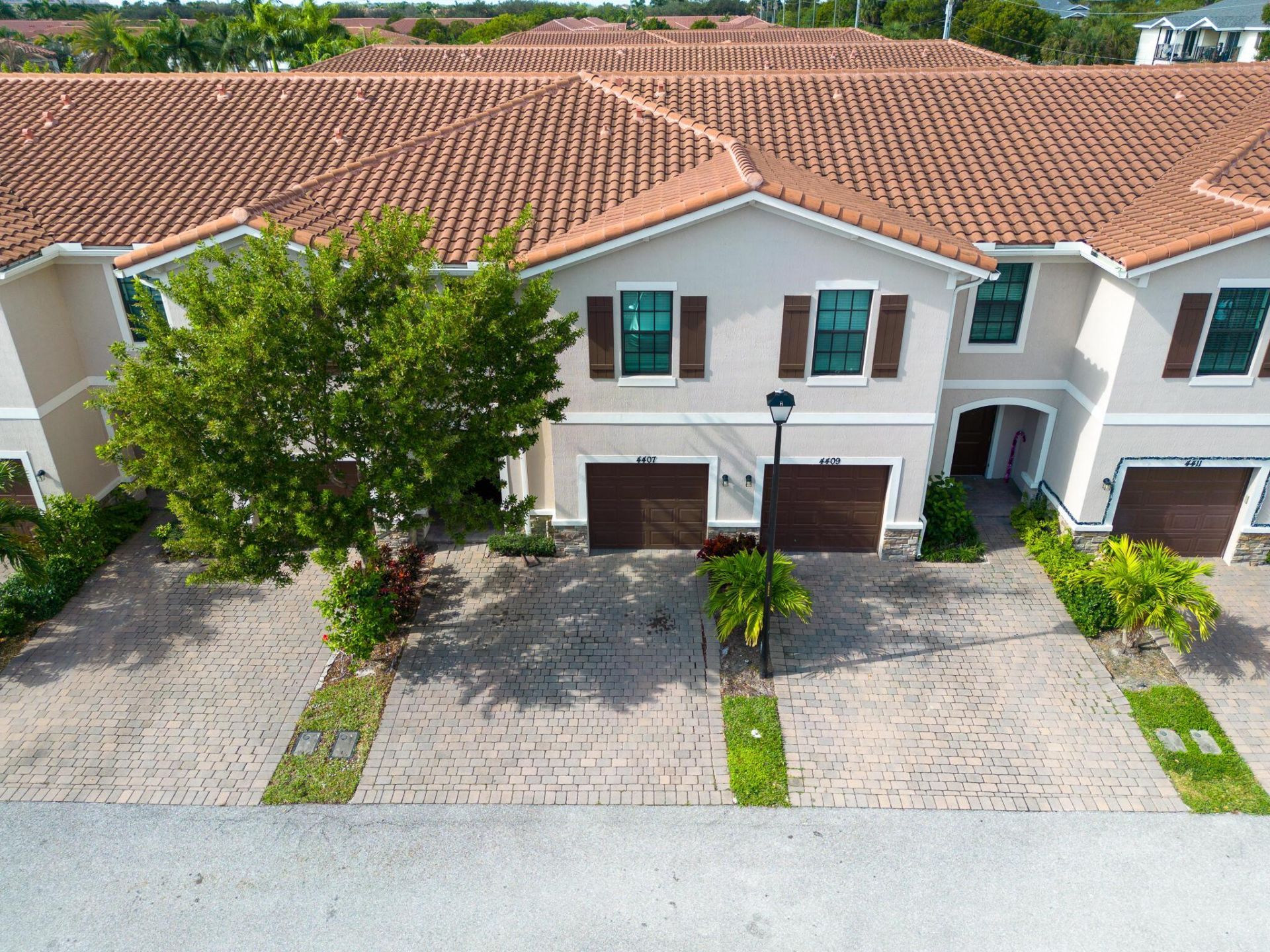 4407 Hemlock Drive, Riviera Beach, FL 33410 Photo