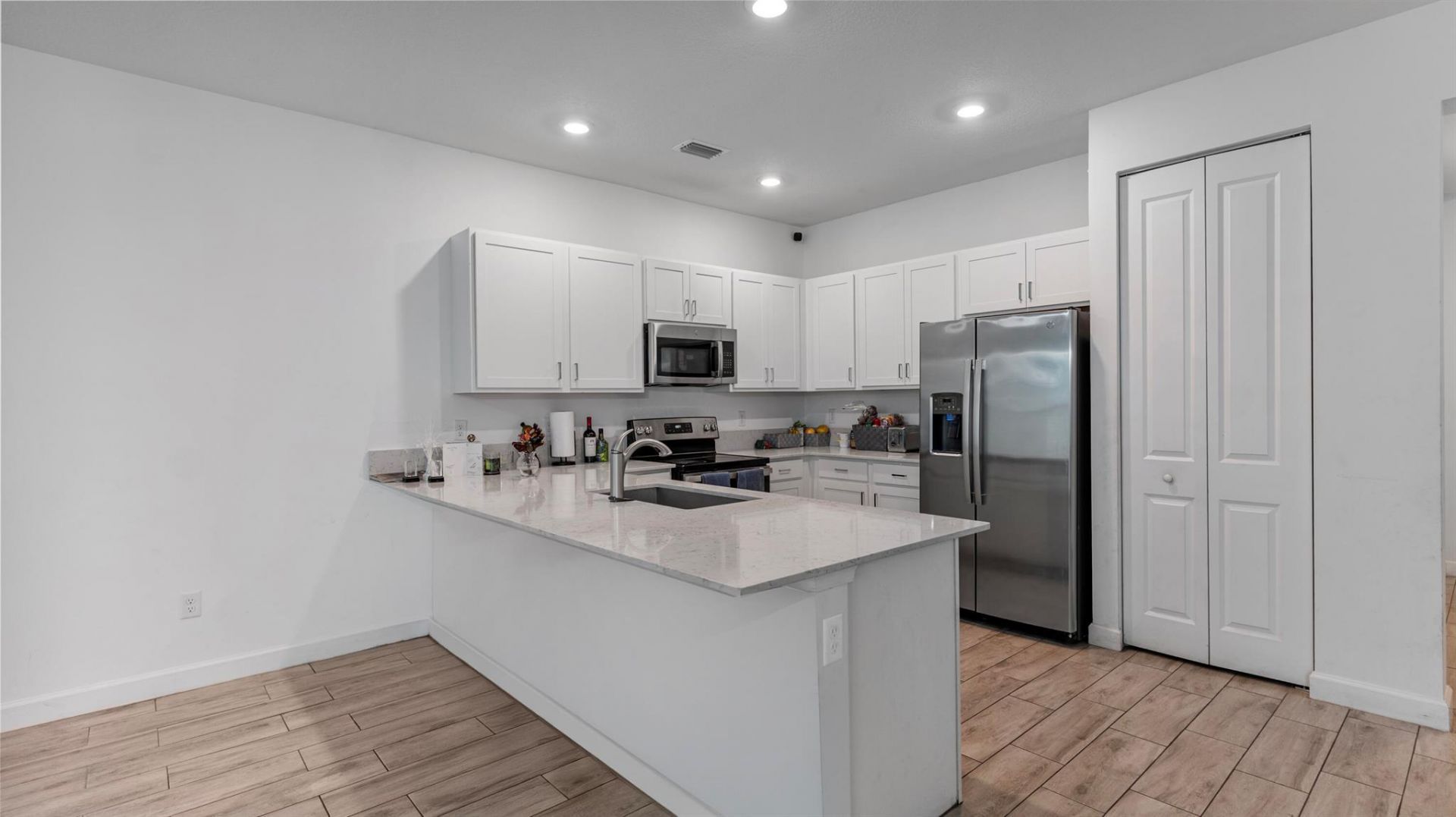 4407 Hemlock Drive, Riviera Beach, FL 33410 Photo