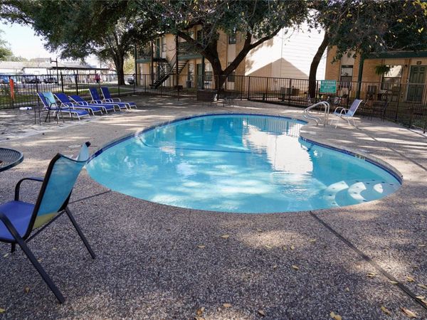 1624 Aquarena Springs DR, Unit D 132, San Marcos, TX 78666