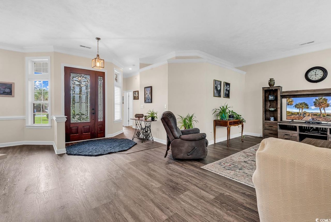 609 Bristol Pl. Photo 2