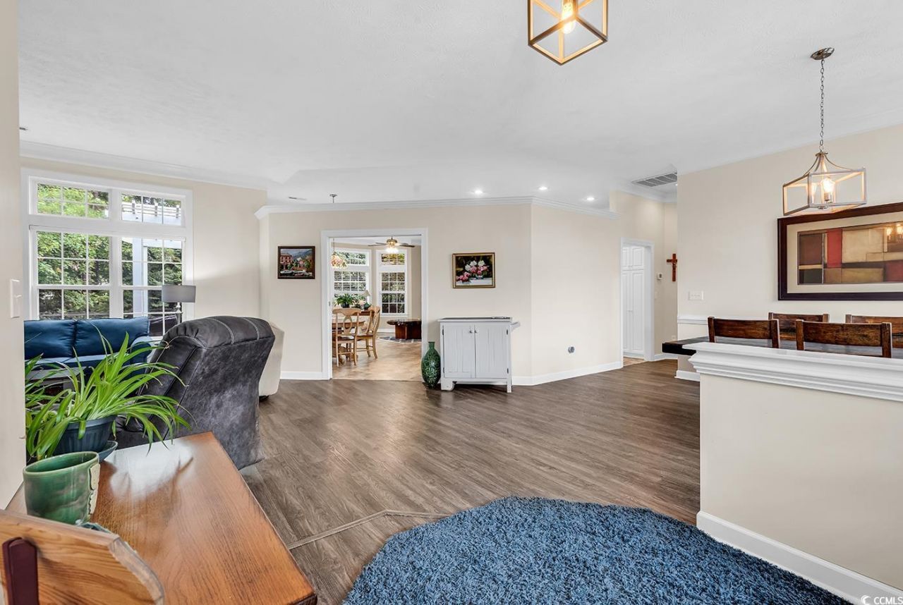 609 Bristol Pl. Photo 4