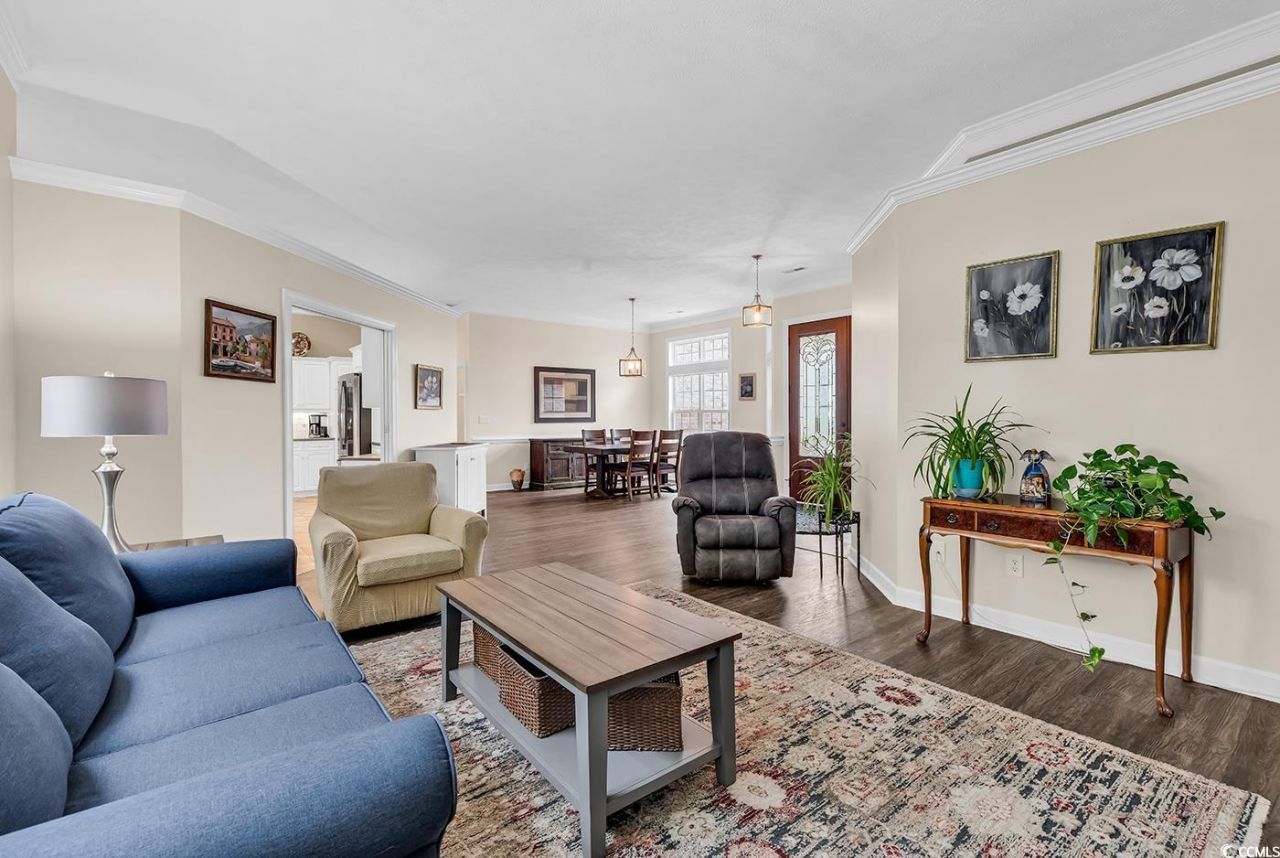 609 Bristol Pl. Photo 8