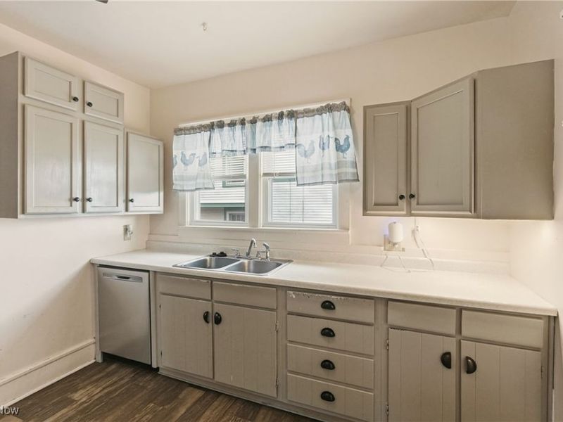 331 Derr Avenue, Wooster, OH 44691 Photo 32