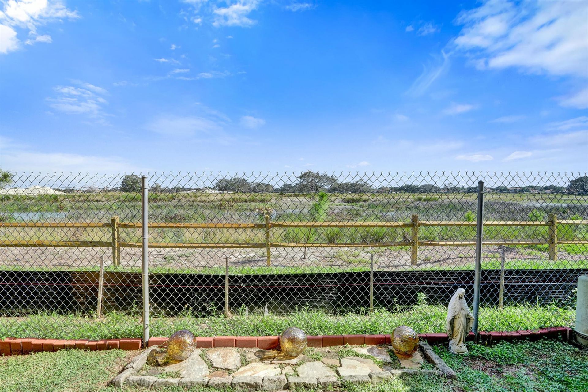 2758 NW 80th Avenue, Sunrise, FL 33322 Photo