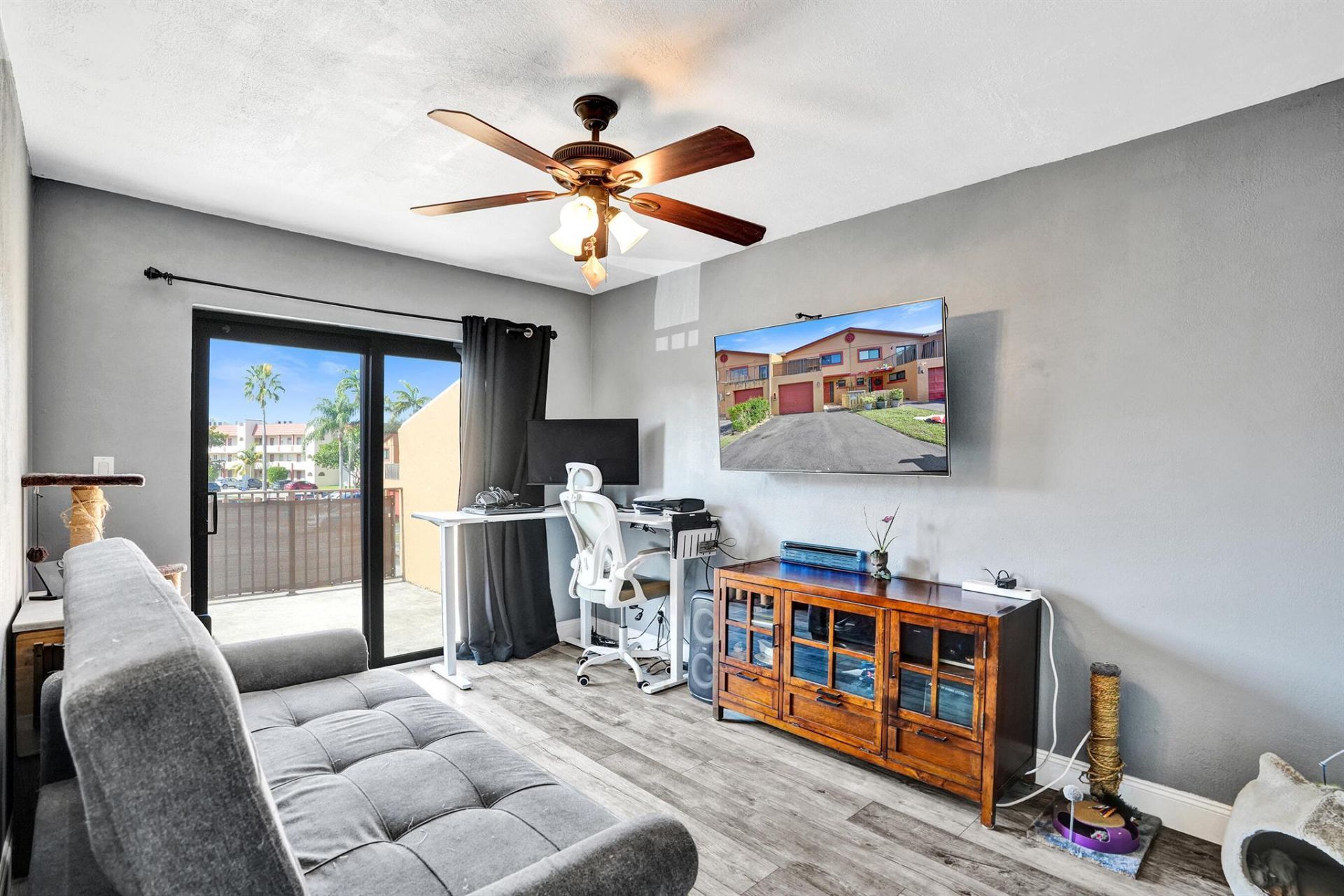 2758 NW 80th Avenue, Sunrise, FL 33322 Photo