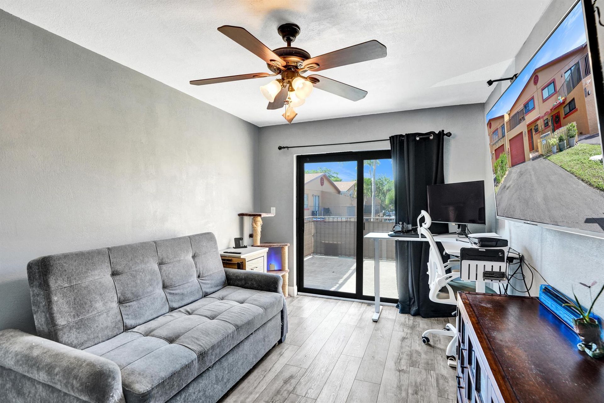 2758 NW 80th Avenue, Sunrise, FL 33322 Photo