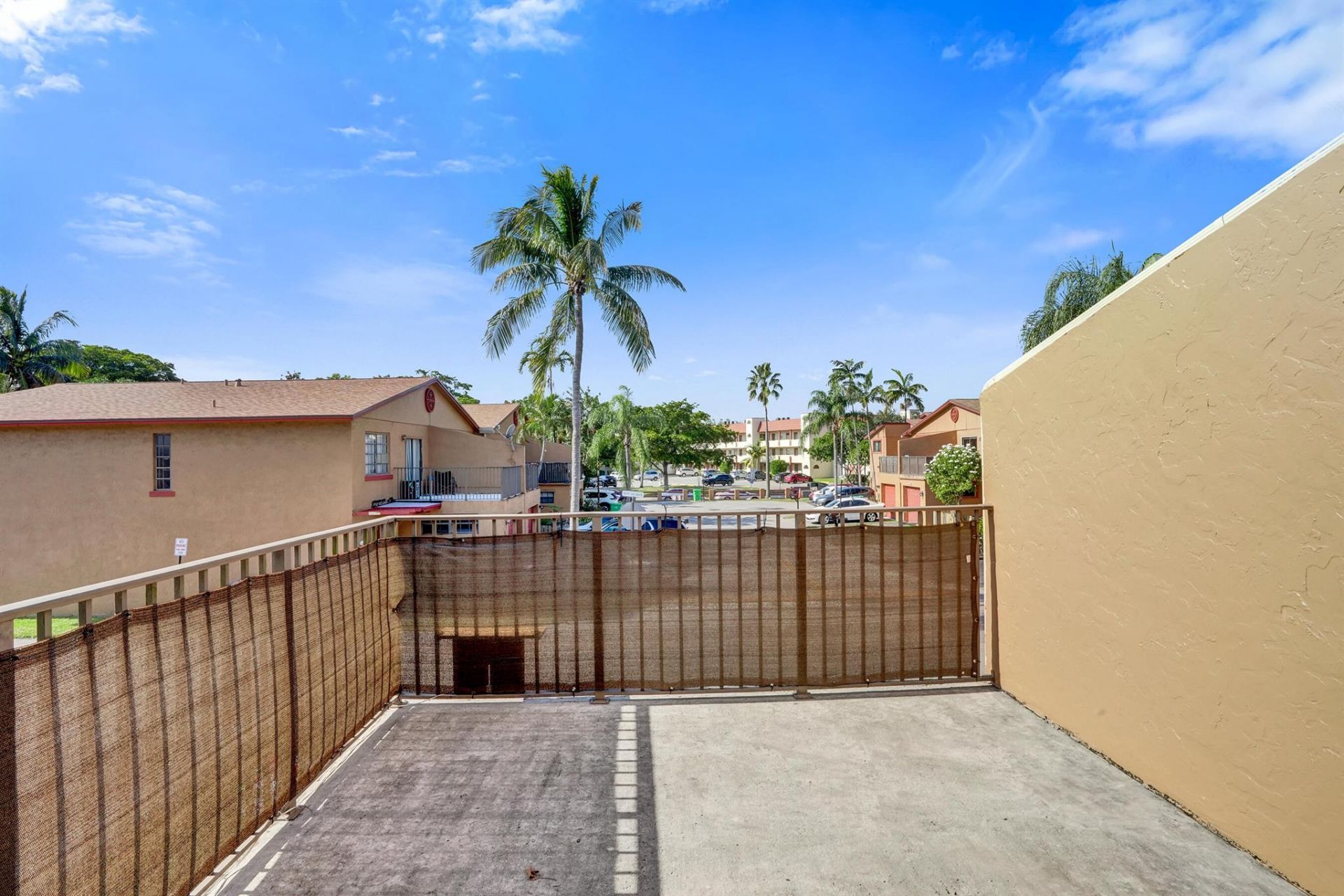 2758 NW 80th Avenue, Sunrise, FL 33322 Photo