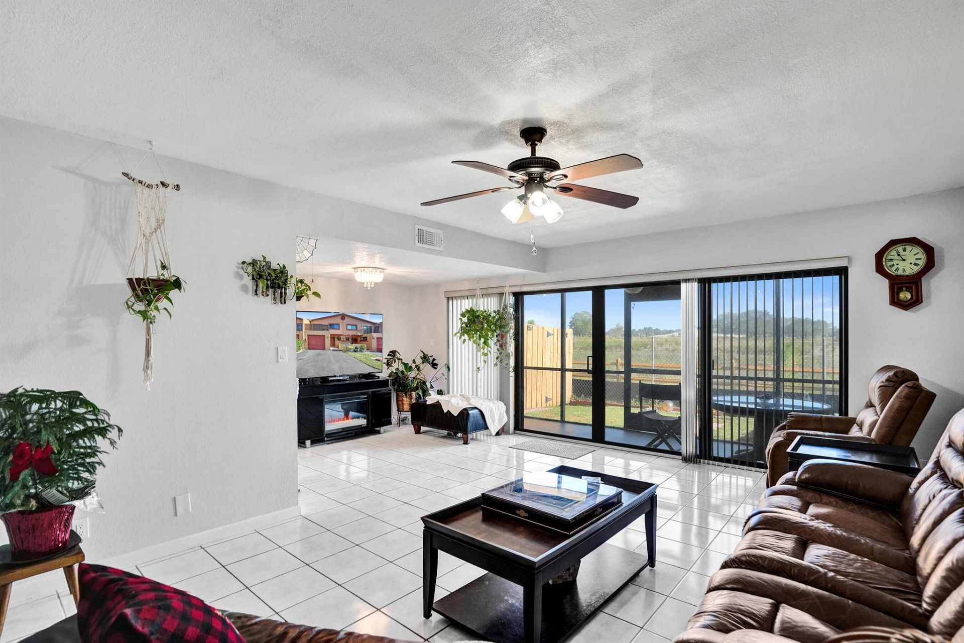 2758 NW 80th Avenue, Sunrise, FL 33322 Photo