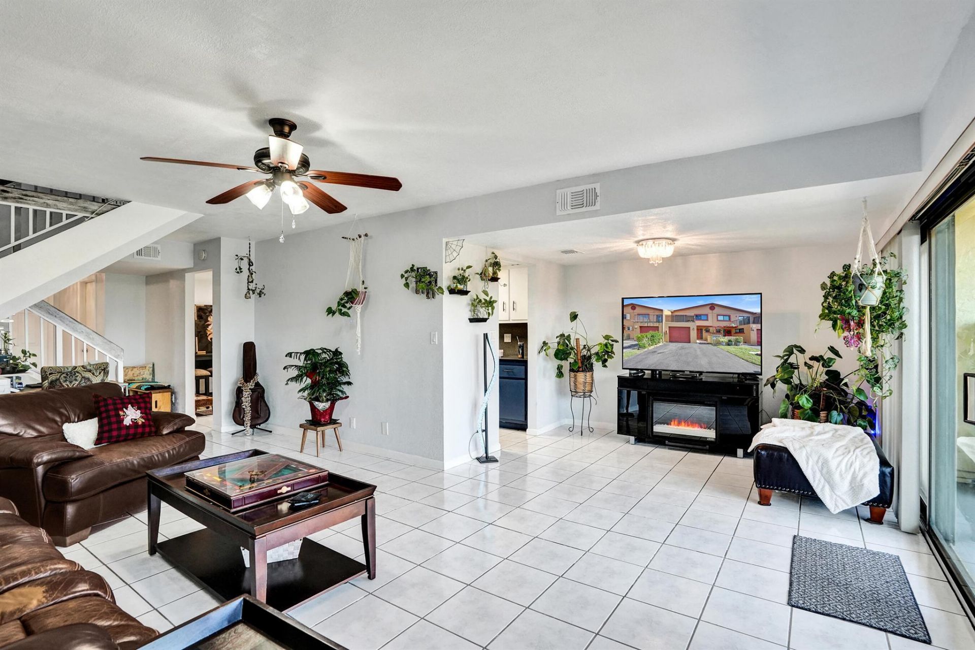 2758 NW 80th Avenue, Sunrise, FL 33322 Photo