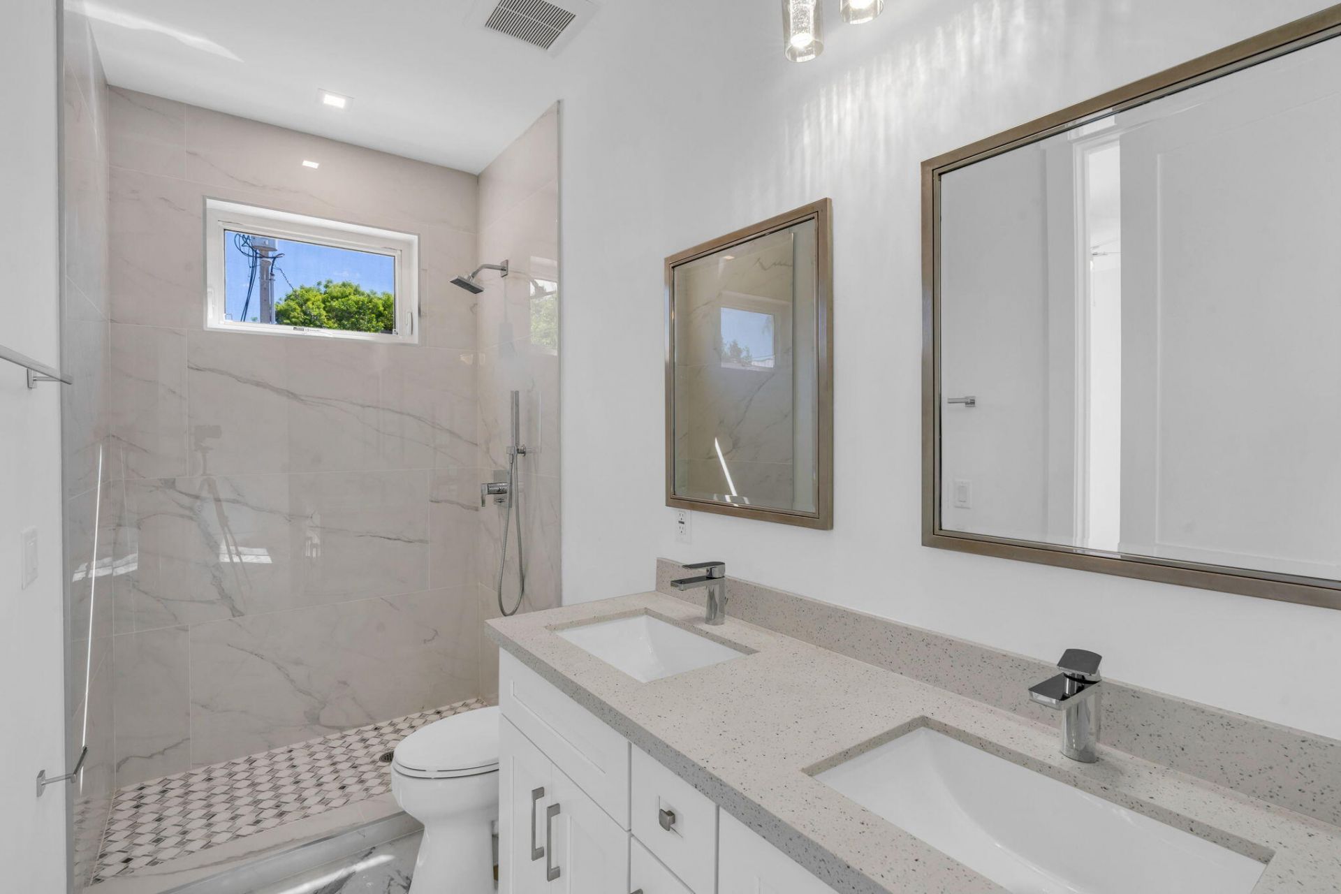 84 Coral Way, Unit -=, Key Largo, FL 33037 Photo