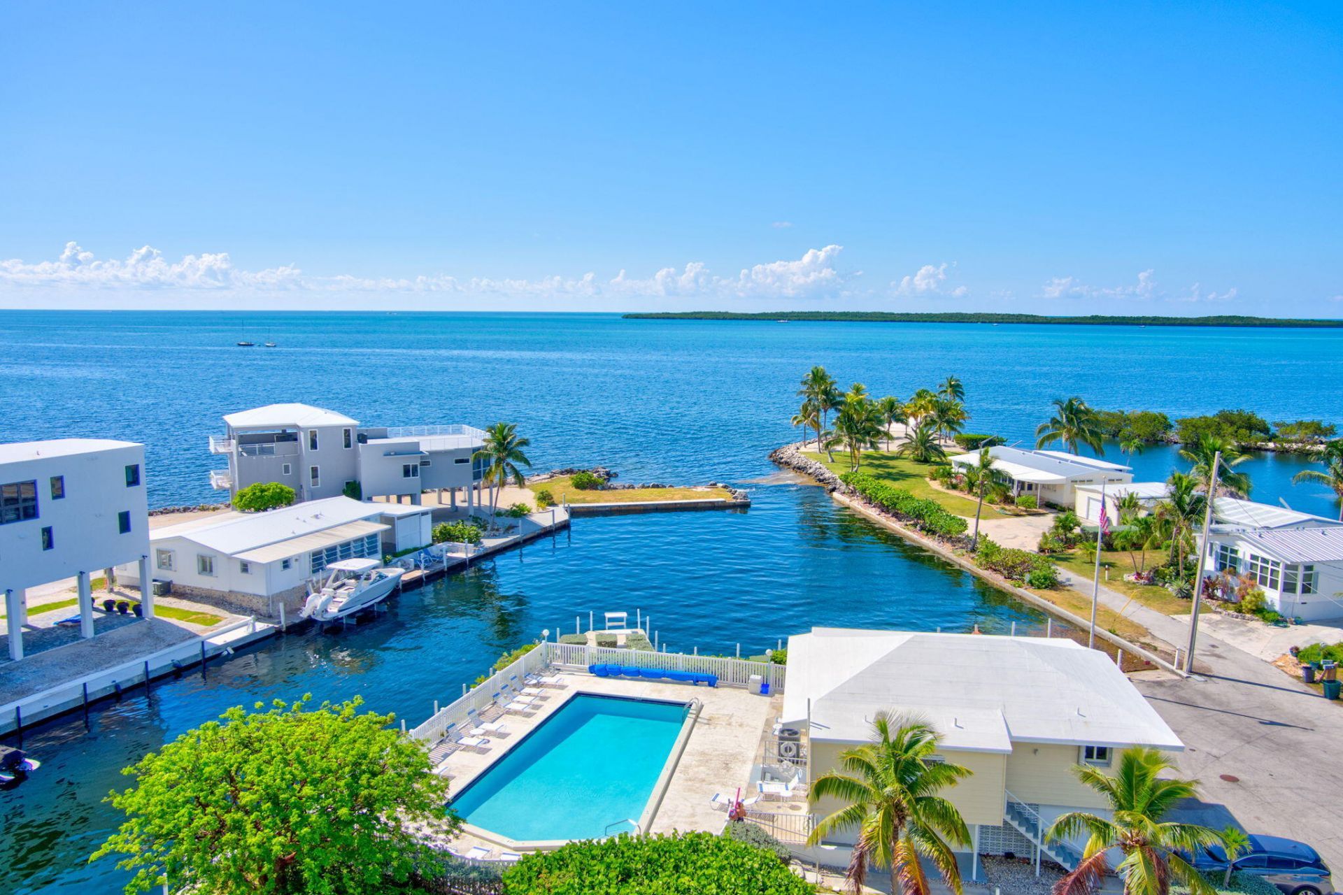84 Coral Way, Unit -=, Key Largo, FL 33037 Photo