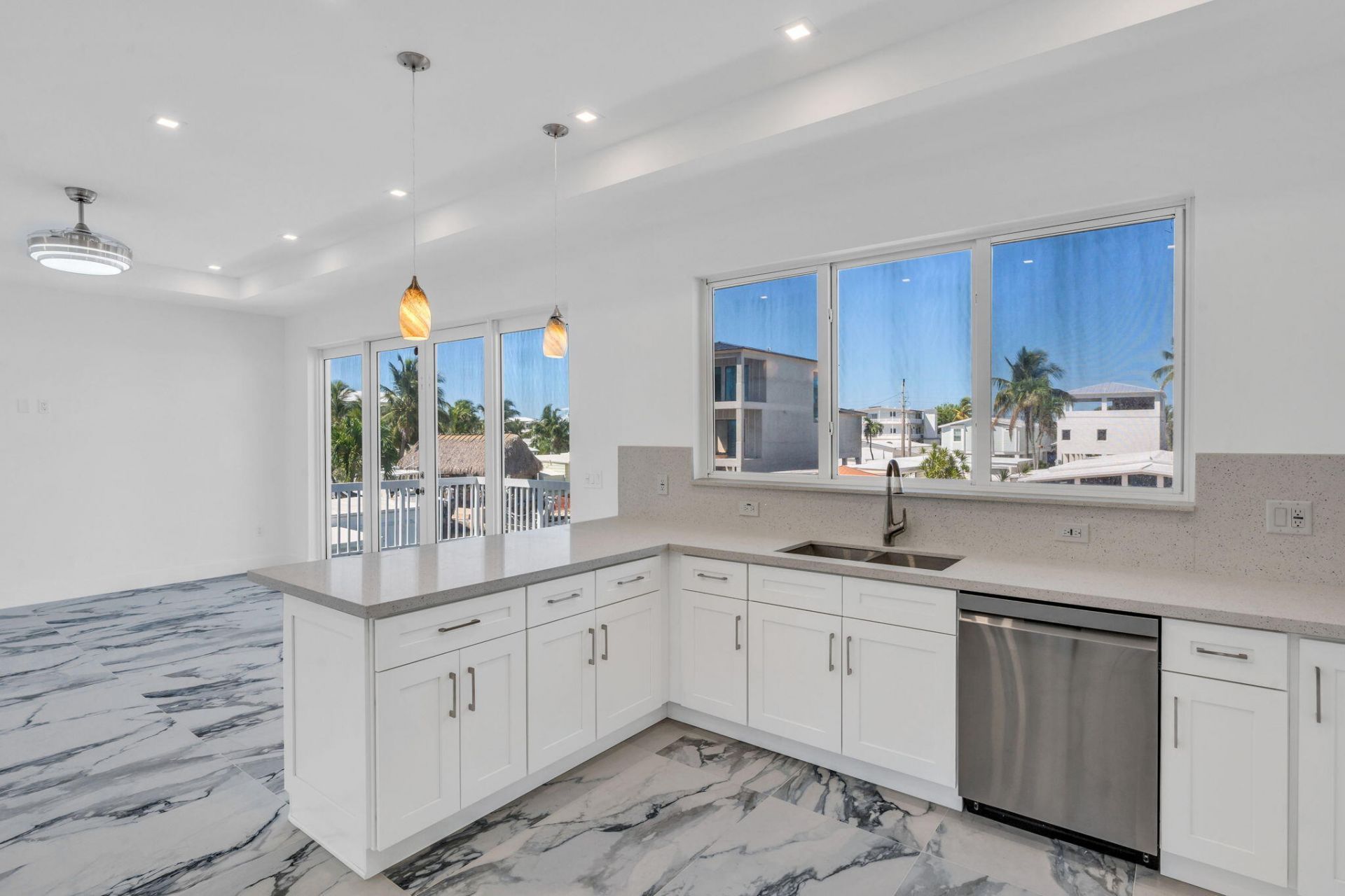 84 Coral Way, Unit -=, Key Largo, FL 33037 Photo