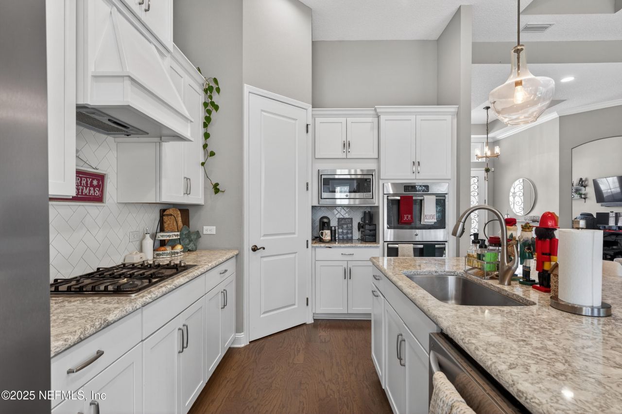 2752 Tartus Drive, Jacksonville, FL 32246 Photo