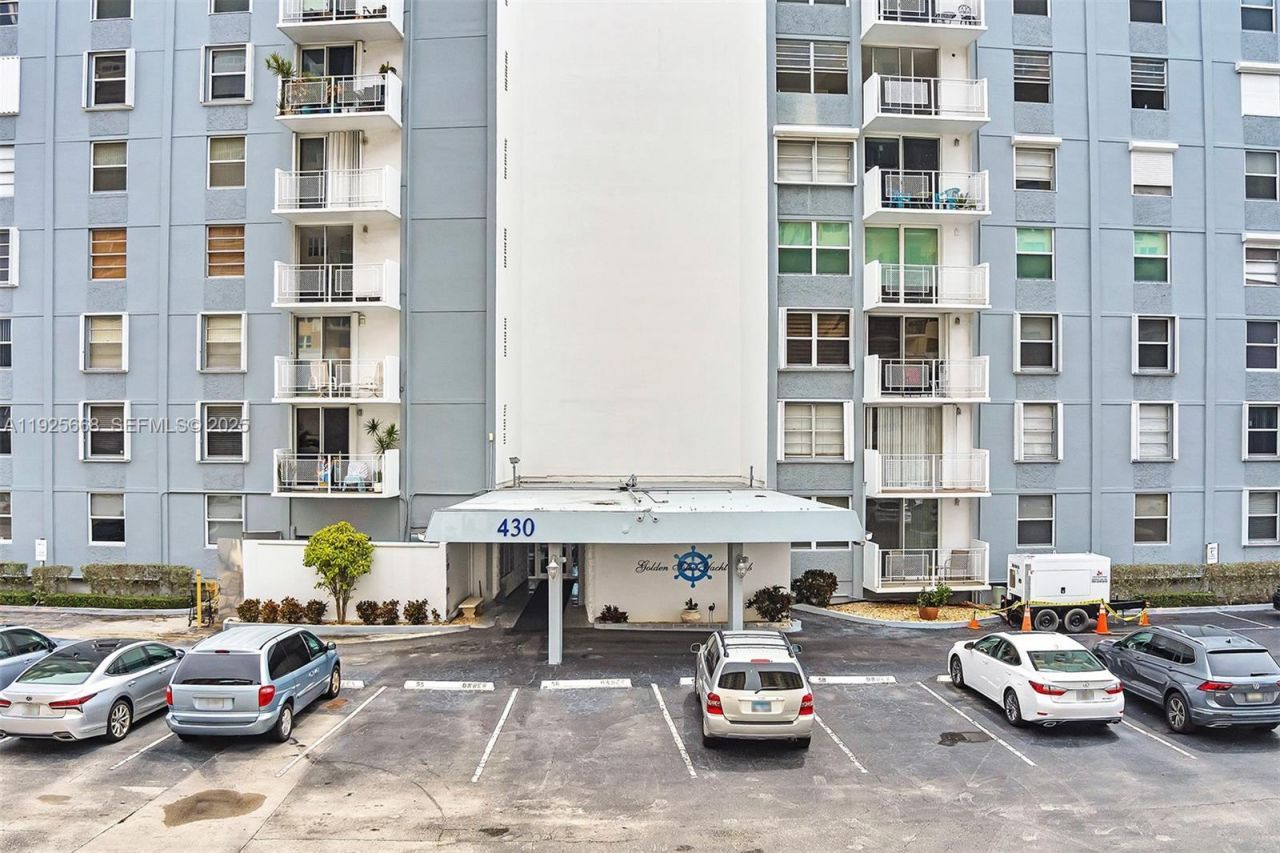 430 Golden Isles Dr, Unit 803, Hallandale Beach, FL 33009 Photo