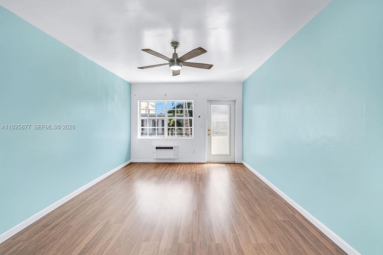 635 8th St, Unit 205, Miami Beach, FL 33139 Photo