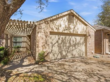 4139 Rosser Square, Dallas, TX 75244