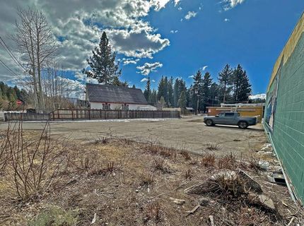 1022 Fairway Avenue, South Lake Tahoe, CA 96150 Photo