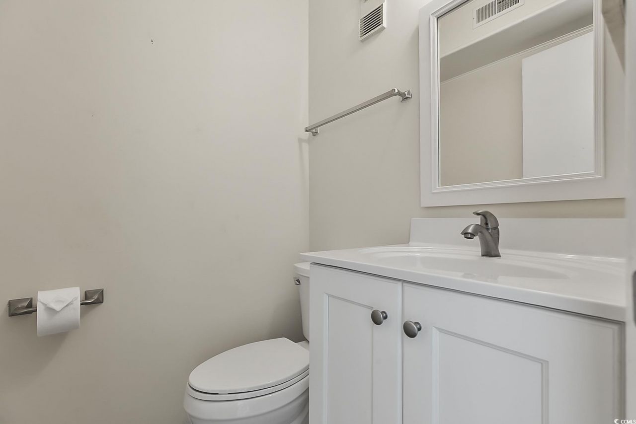 212 2nd Ave. N Photo 30