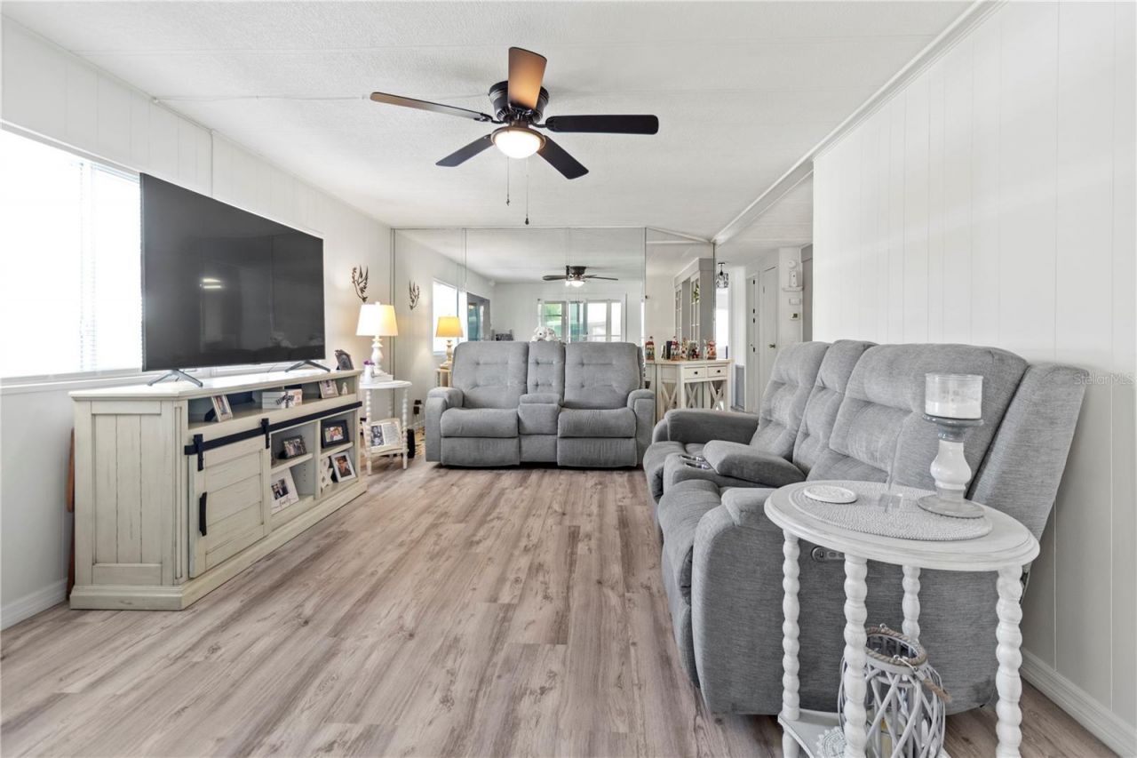 5619 Bayshore Road, Unit 240, Palmetto, FL 34221 Photo