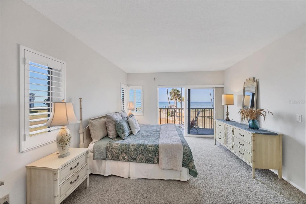 4825 Gulf Of Mexico Drive, Unit 202, Longboat Key, FL 34228 Photo