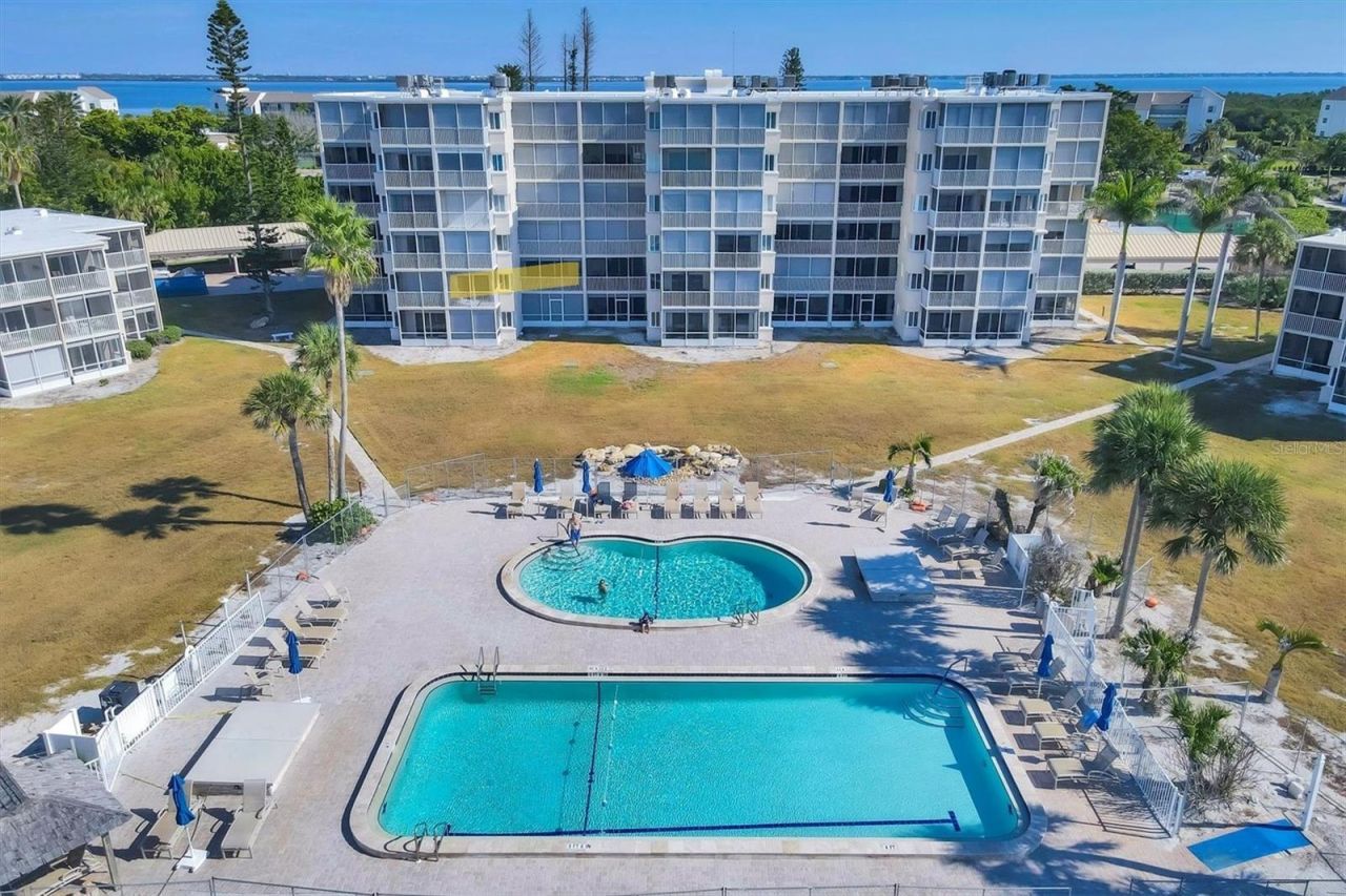 4825 Gulf Of Mexico Drive, Unit 202, Longboat Key, FL 34228 Photo