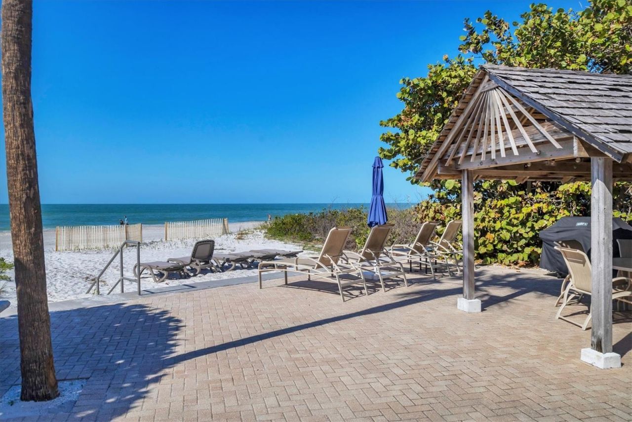 4825 Gulf Of Mexico Drive, Unit 202, Longboat Key, FL 34228 Photo