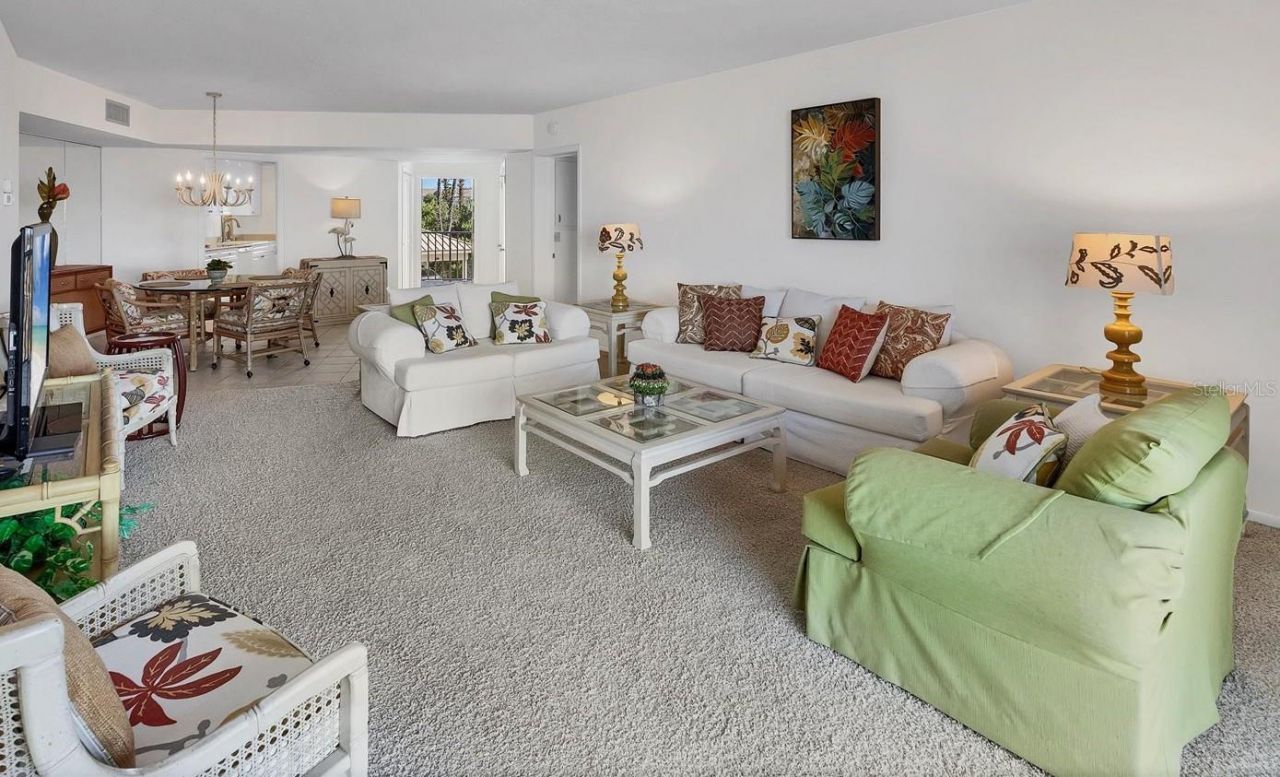 4825 Gulf Of Mexico Drive, Unit 202, Longboat Key, FL 34228 Photo