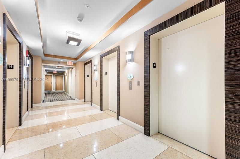 253 NE 2nd St, Unit 219, Miami, FL 33132 Photo