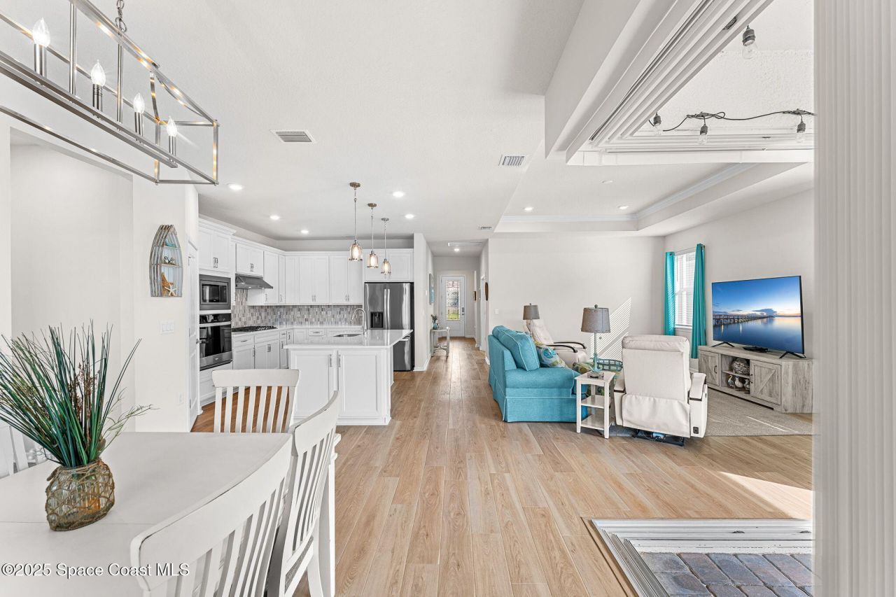 8870 Shoreline Avenue, Melbourne, FL 32940 Photo