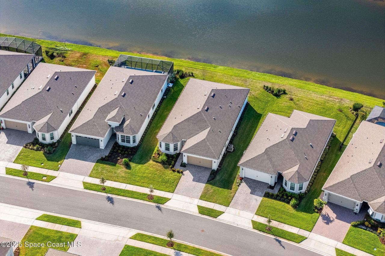 8870 Shoreline Avenue, Melbourne, FL 32940 Photo