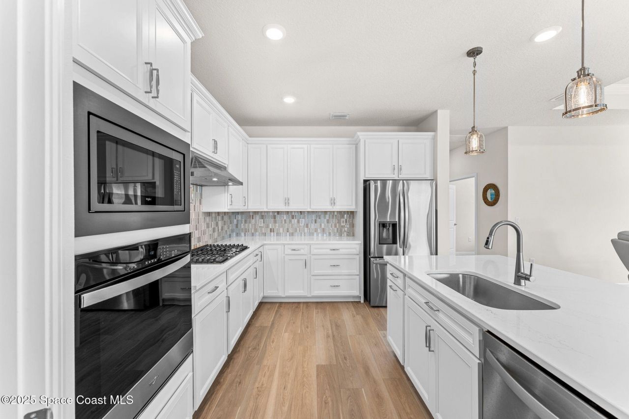 8870 Shoreline Avenue, Melbourne, FL 32940 Photo