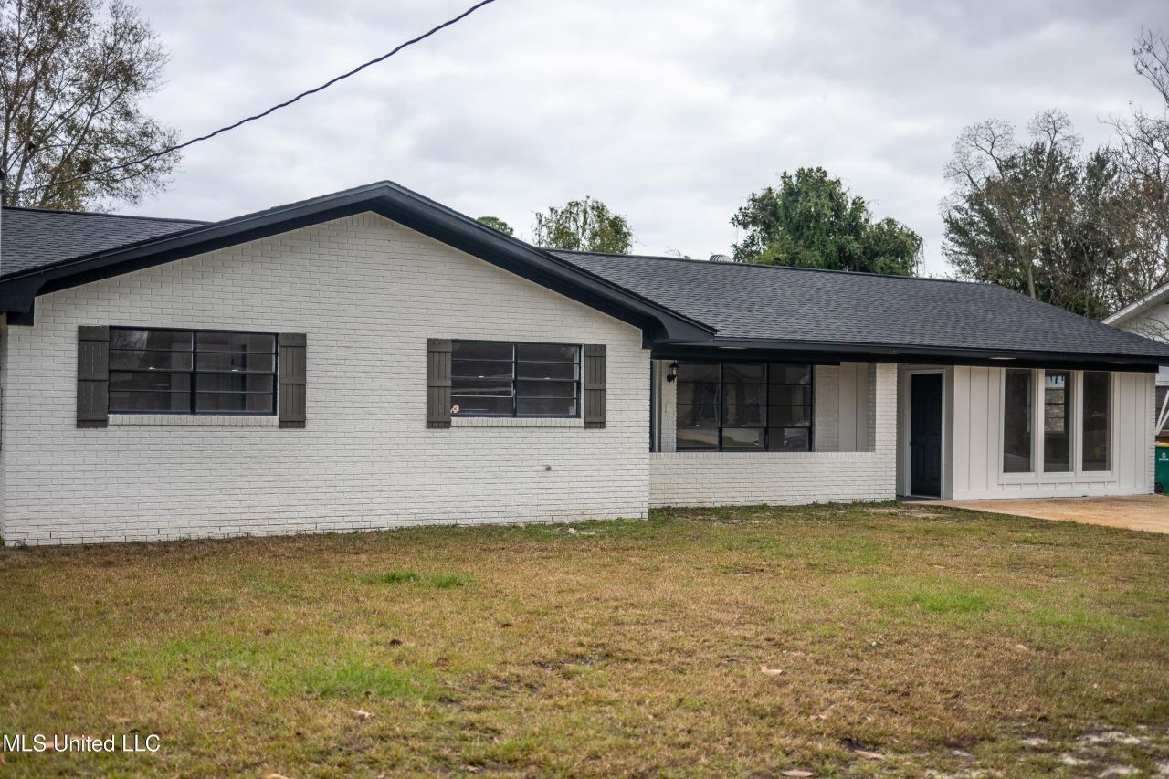 856 Rustwood Drive, Biloxi, MS 39532 Main Photo