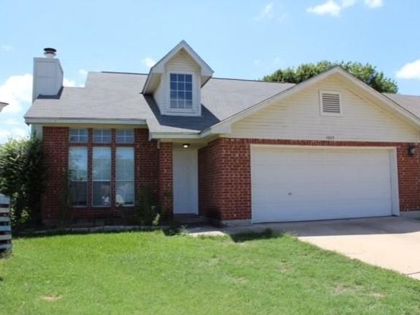 1005 Tamra CV, Round Rock, TX 78681
