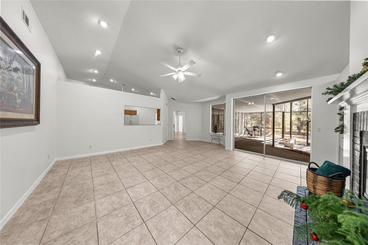 9600 N Holyoak Terrace, Dunnellon, FL 34433 Photo