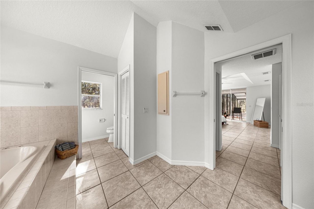 9600 N Holyoak Terrace, Dunnellon, FL 34433 Photo